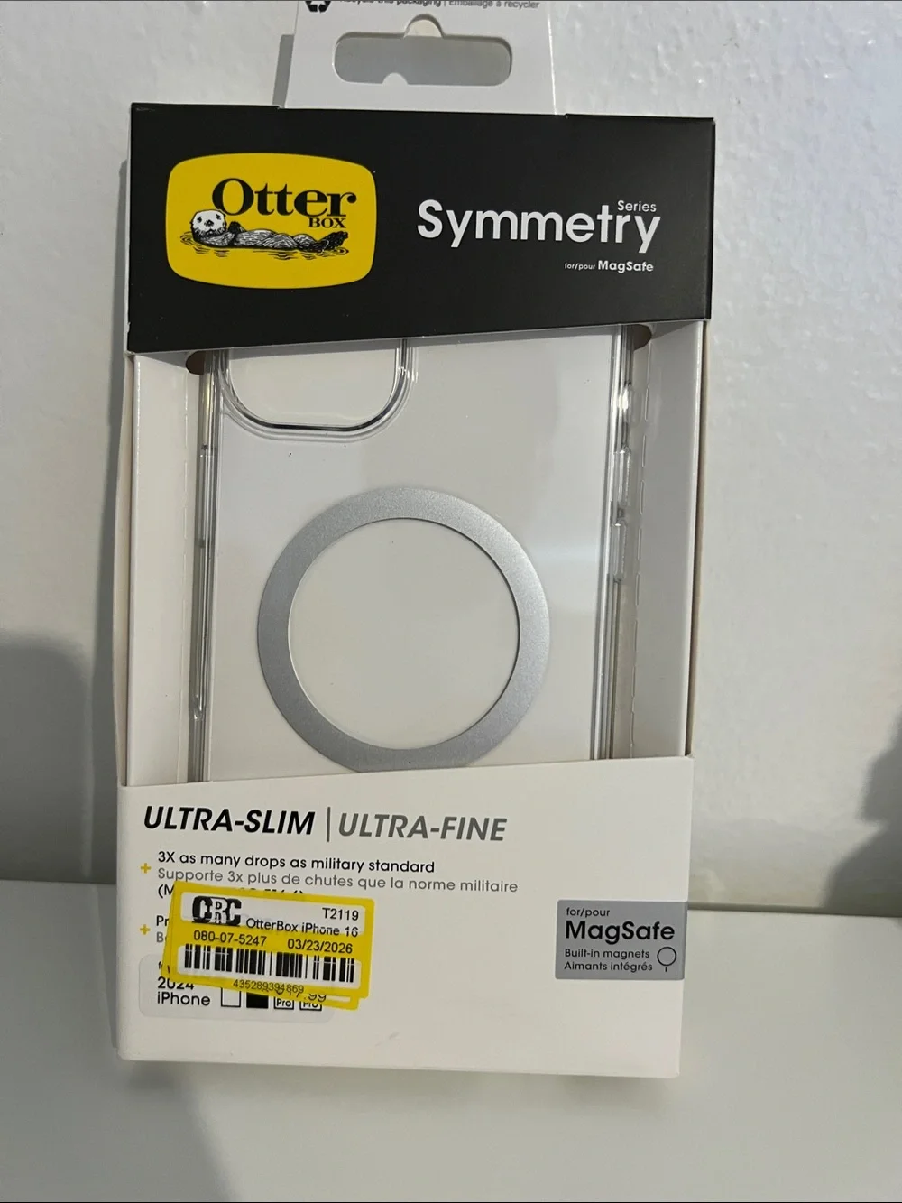 OtterBox Symmetry Series Clear MagSafe Case with Silver Ring